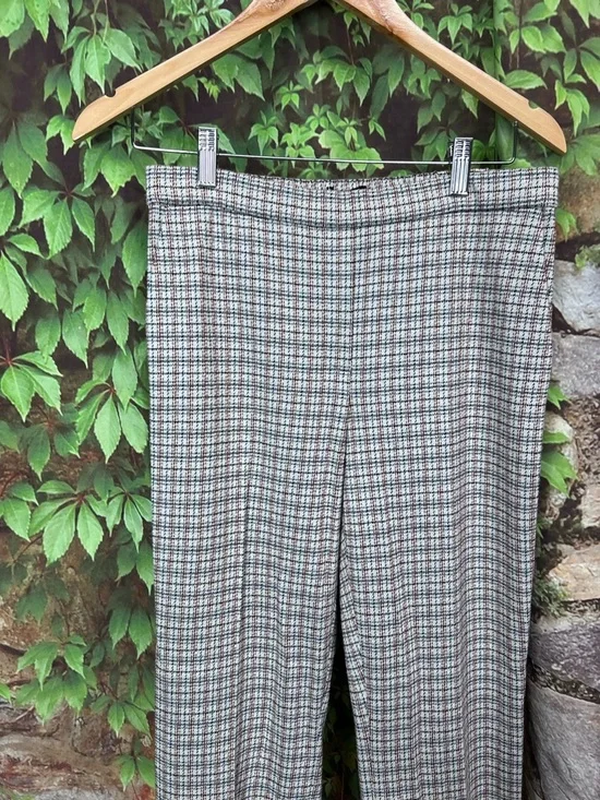 THEORY Plaid Pull-On Plaid Cropped Pants, 6 - Picture 4 of 12